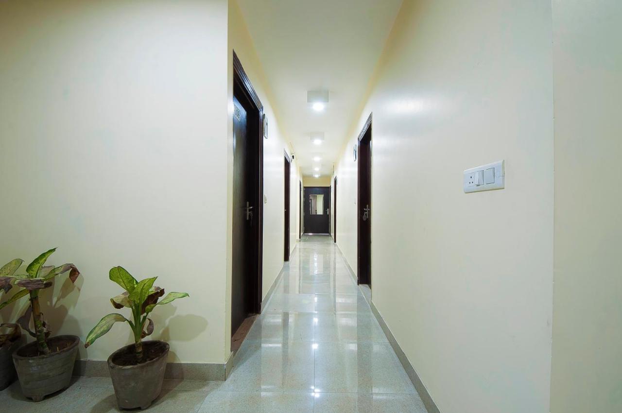 The Alpino Hotel Neu-Delhi Exterior foto