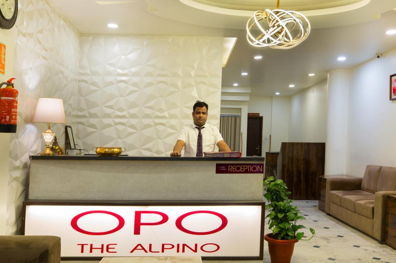 The Alpino Hotel Neu-Delhi Exterior foto