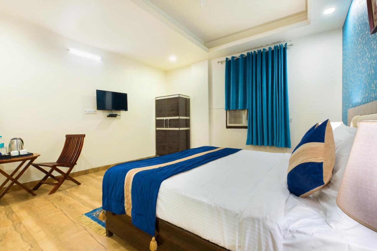 The Alpino Hotel Neu-Delhi Exterior foto