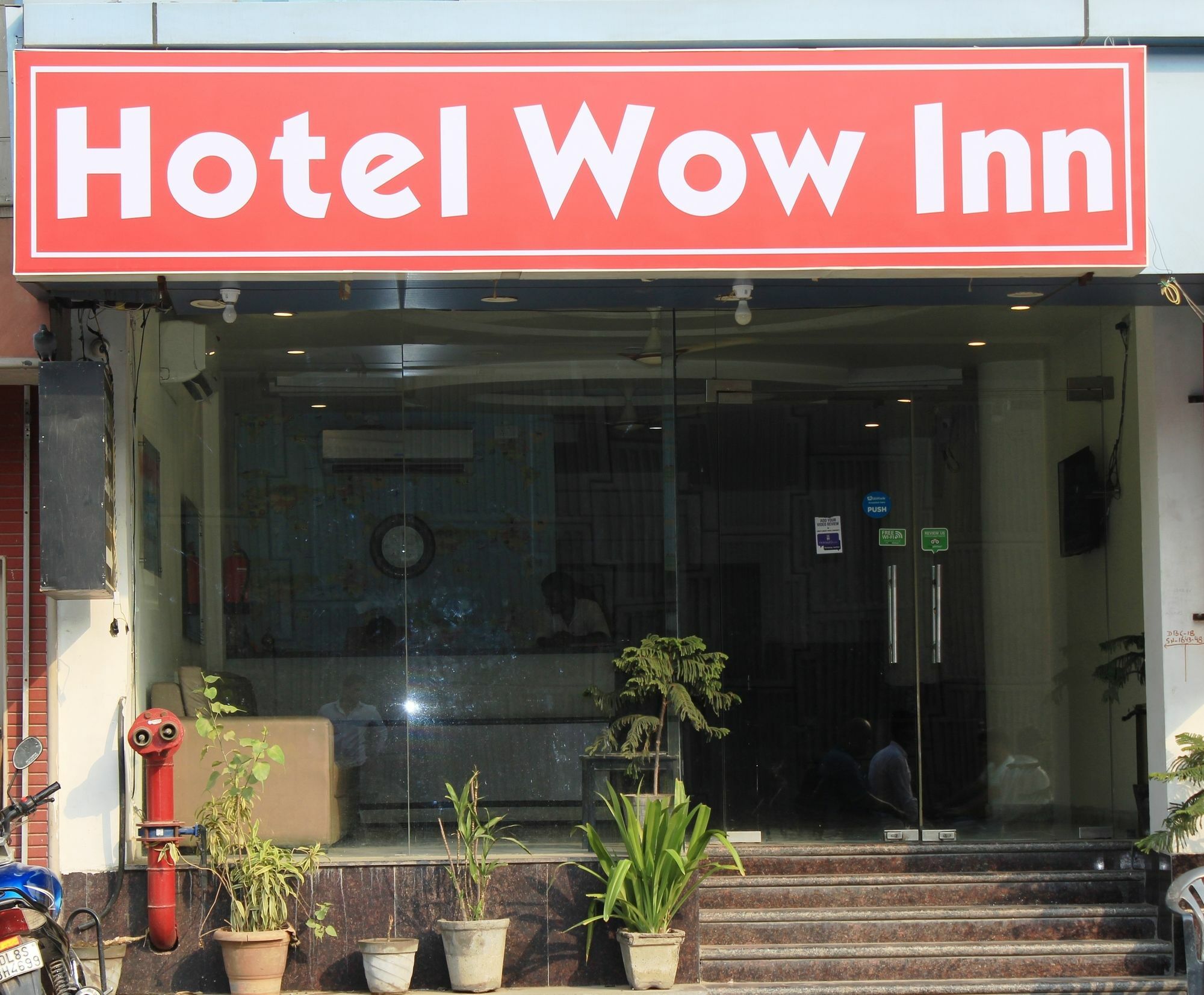 The Alpino Hotel Neu-Delhi Exterior foto